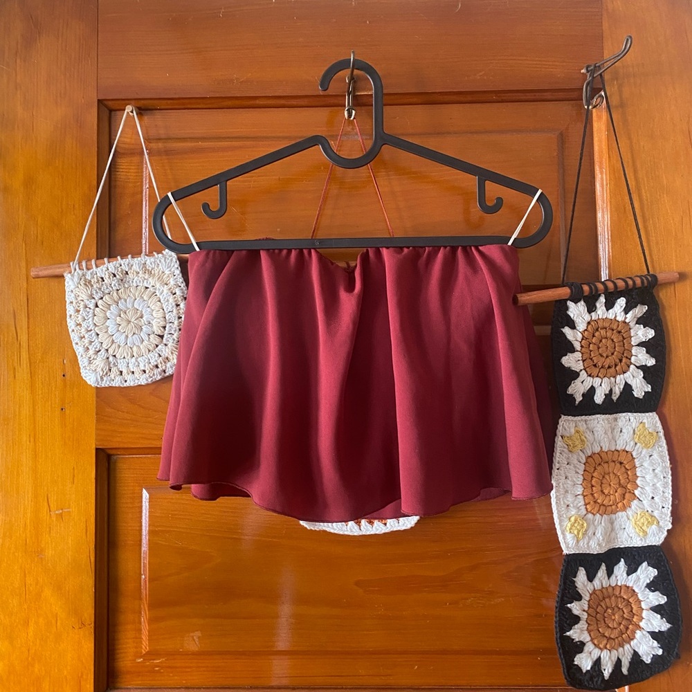 Aritzia Bonaventure Strapless Blouse in Burgundy